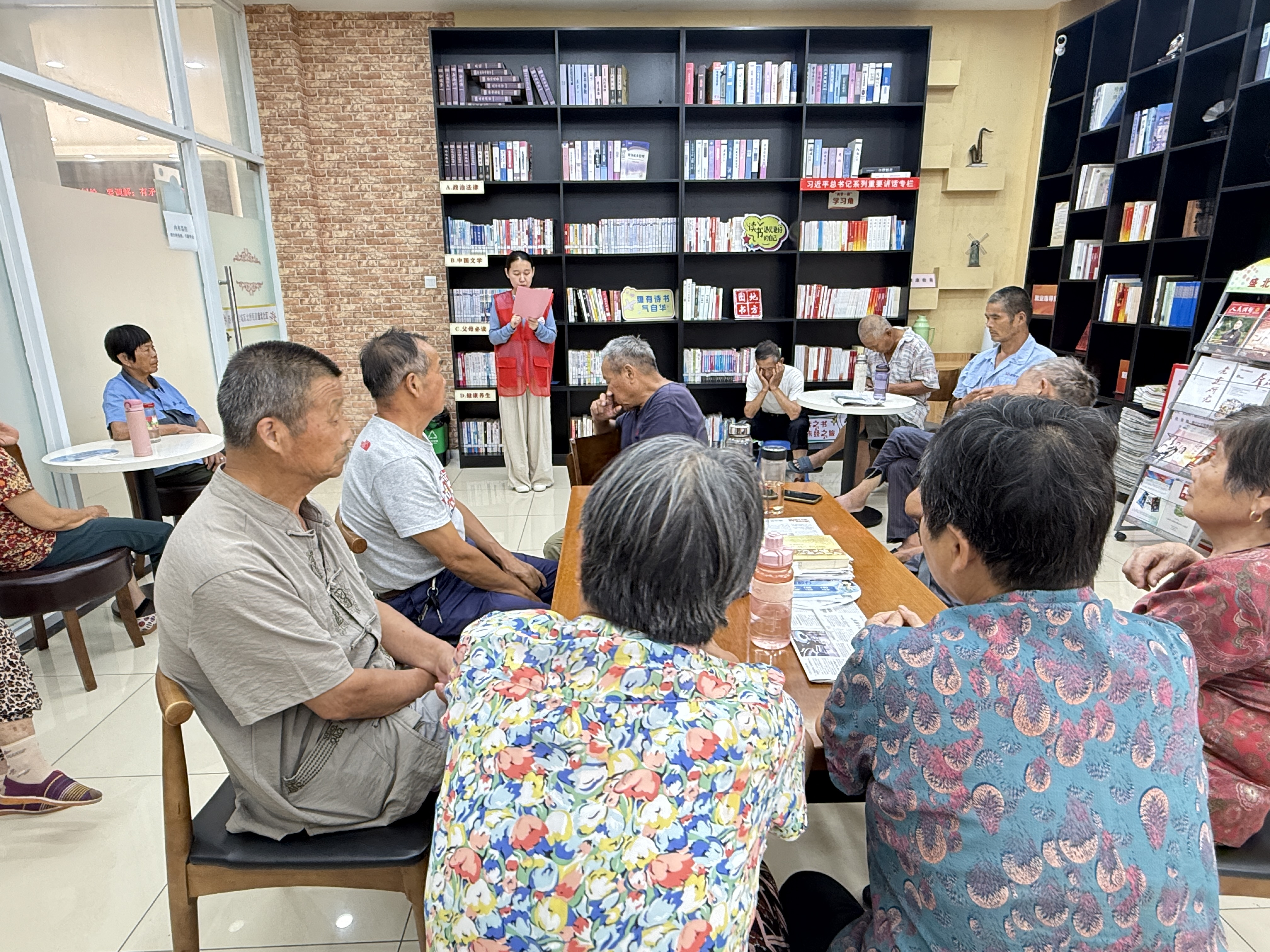 活力 “快闪” 进社区，反诈知识入人心​