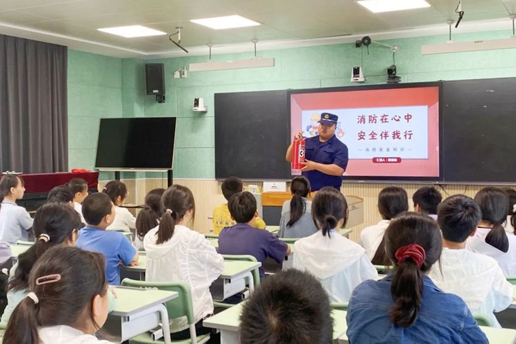 苏州黄埭镇“三进”行动加强消防知识宣传力度