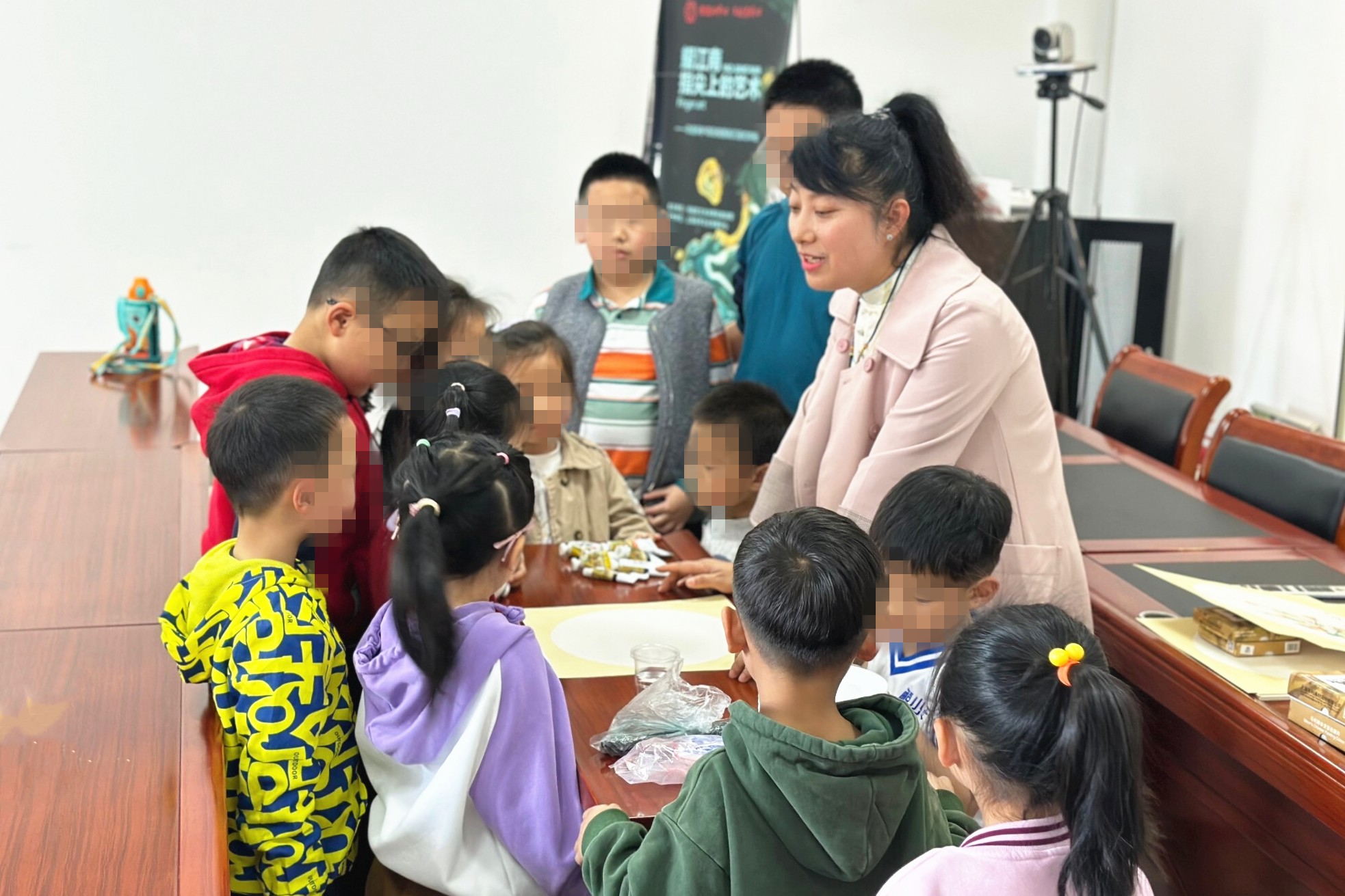 苏州黄埭镇用爱照亮困境儿童成长之路