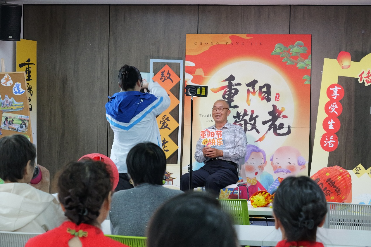 水润桑榆 光影留影，吴江华衍以暖心服务守护最美夕阳红